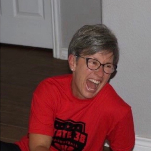 Meet your Posher, Lanae aka Nae Nae - Picture 2 of 2